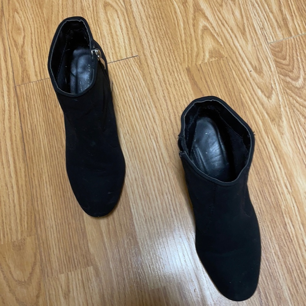 Madeline Stuart Size 5 1/2 black suede-ankle boots